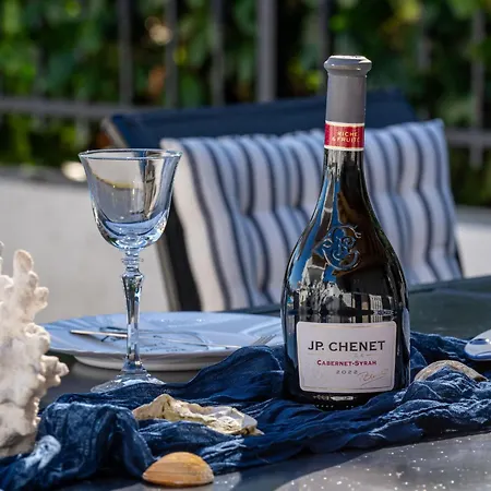 Palma-3 By Interhome Lovran