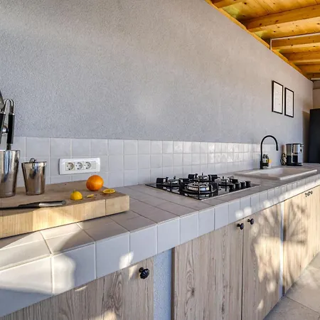 Palma-3 By Interhome * Lovran